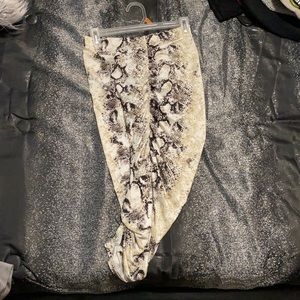 Snake skin print high waisted slit skirt size small